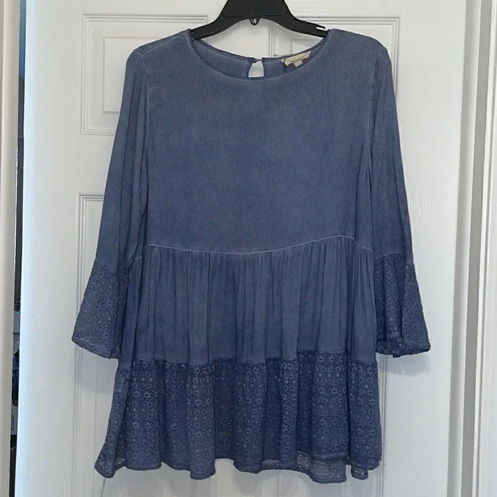 ✨Crescent Dusty Blue 3/4 Sleeve Ruffle Top, NWT